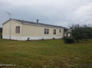 121 McGrady Lake Rd, Crescent City, FL 32112