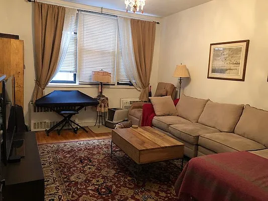 Rented by Prince Real Estate Associates LLC | media 32