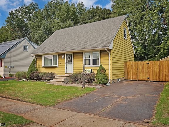2nd image of 231 Angle Ave