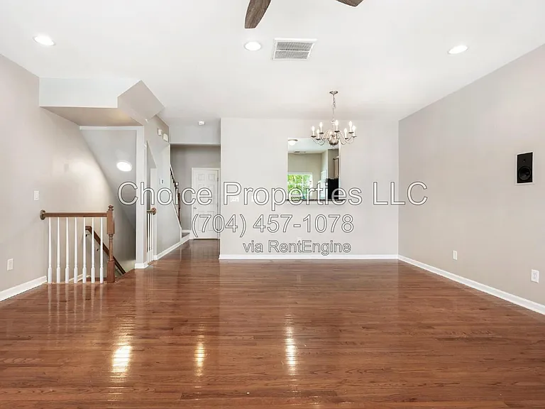 223 N Irwin Ave — Photo 9