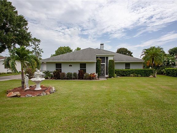 3rd image of 340 Paradise Island Dr