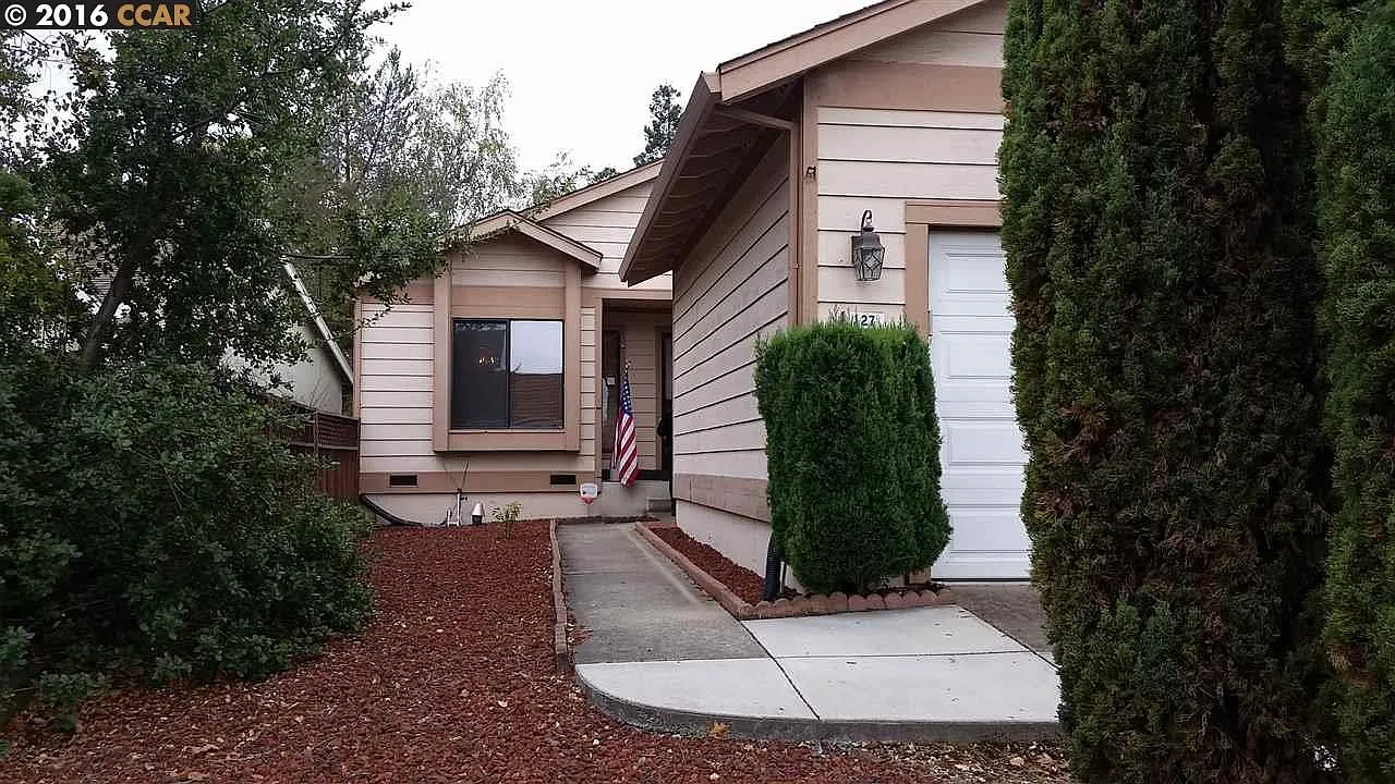 127 Bedford photo 1