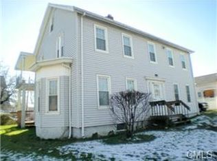 2 Gregory Blvd, Norwalk, CT 06855