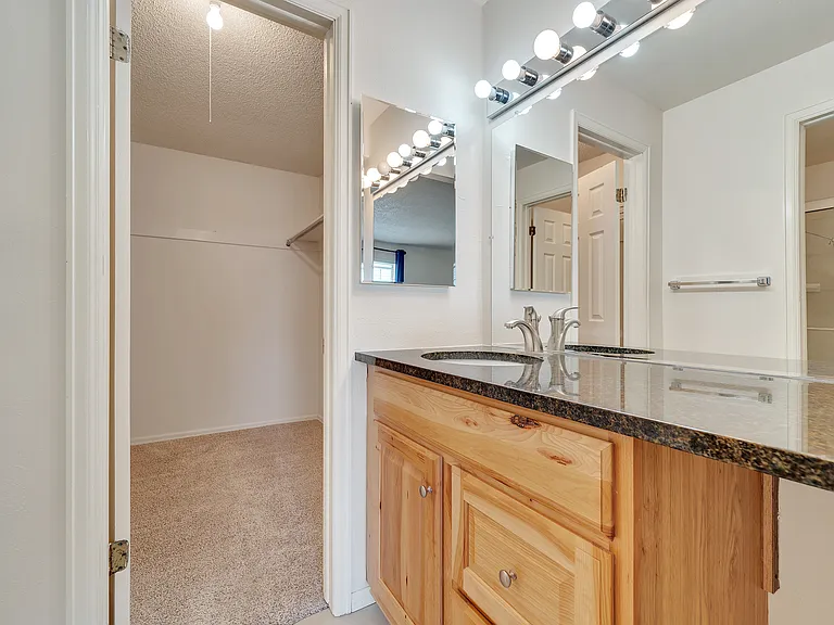 6414 W 113th Pl — Photo 14