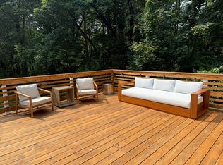 369 Spurwink Ave, Cape Elizabeth, ME 04107