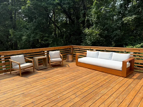 369 Spurwink Ave, Cape Elizabeth, ME 04107