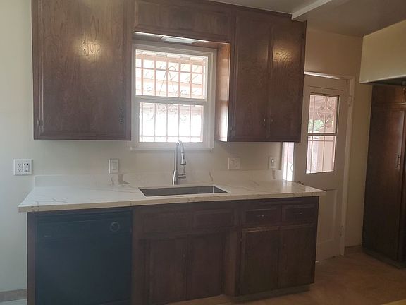 5th image of 7041 Olive Ave