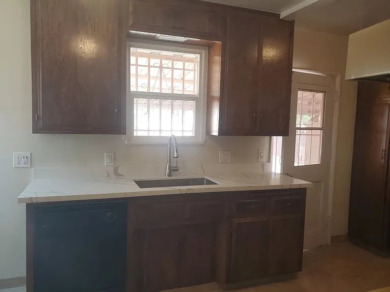 7041 Olive Ave — Photo 5