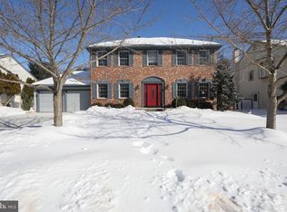 6 Teddington Way, Mount Laurel, NJ 08054