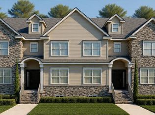 21 Trudy Ln, Lakewood, NJ 08701