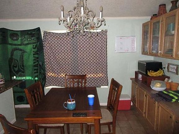 Formal Dining
