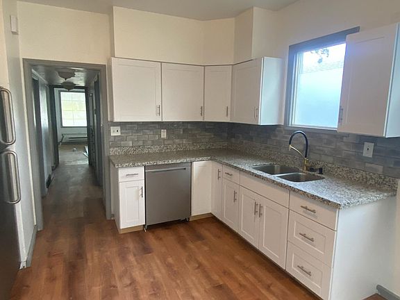 3rd image of 1817 Lake St