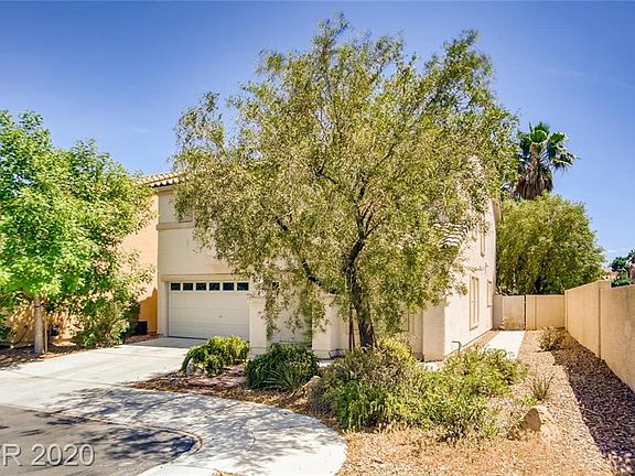 2nd image of 107 Country Greens Ave