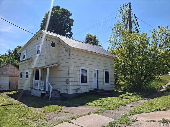 2nd image of 4 East St