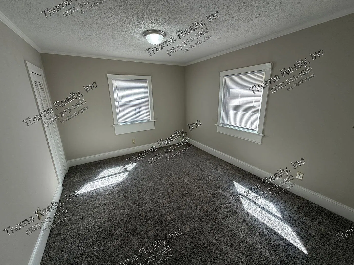 2 bed, 1.0 bath, 896 sqft, $895 — Photo 3
