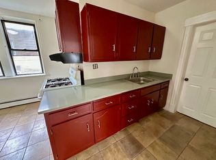 81 Grand St APT 3, Garfield, NJ 07026