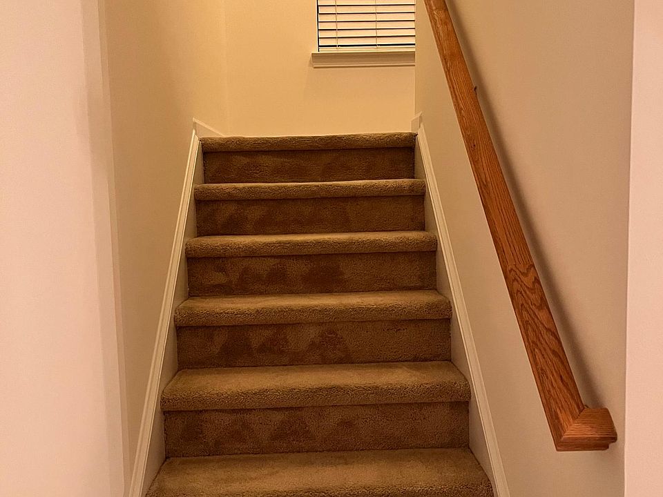 Stairs leading up to 3rd / top level