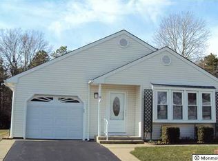 81 Birchwood Dr, Manchester Township, NJ 08759