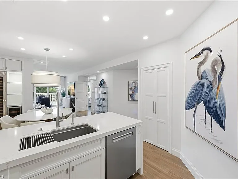 365 5th Ave S #306 — Photo 12