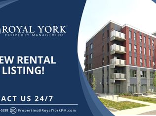 77 Leland St #202, Hamilton, ON L8S3A1