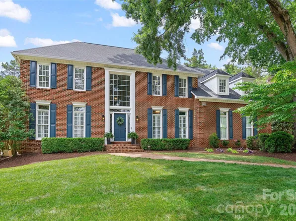 4533 Noras Path Rd, Charlotte, NC 28226