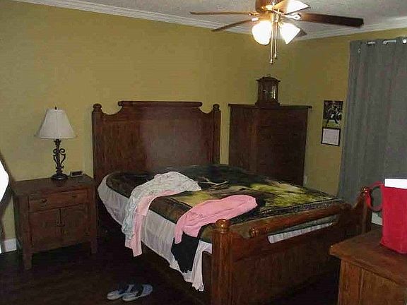 3rd image of 1301 Turner Dr