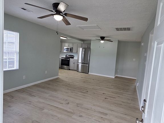 3rd image of 1481 Holyoke St