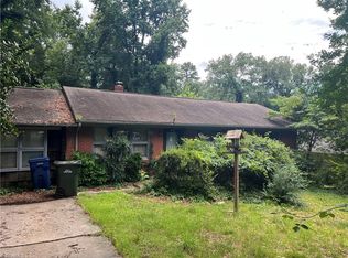 205 Perry Rd, Jamestown, NC 27282