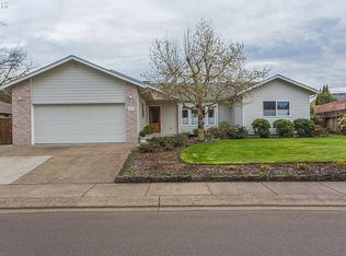2898 E Mountain View Dr SE, Albany, OR 97322