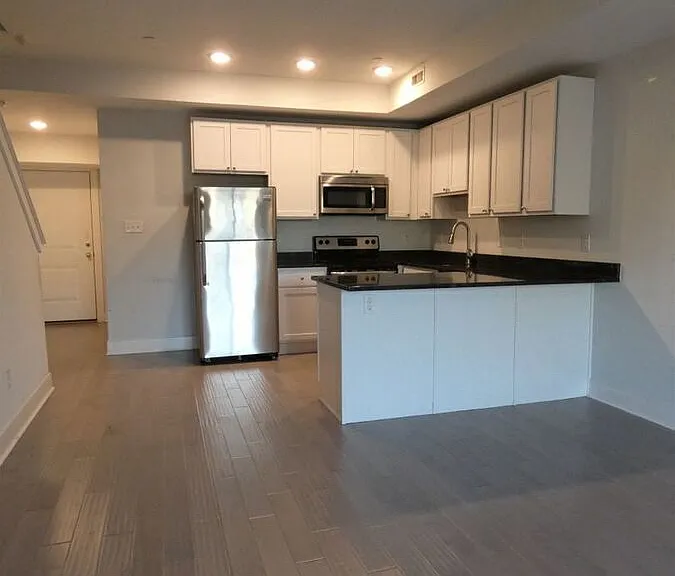 4114 Haverford Ave #4 — Photo 3