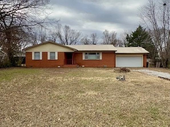 165 Old Farmington Rd, Farmington, AR 72730