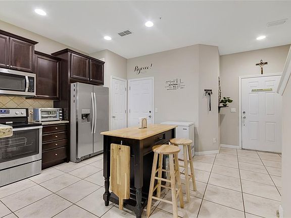 4th image of 525 Artisan St #47