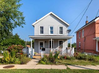 997 Cleveland Ave, Dubuque, IA 52003