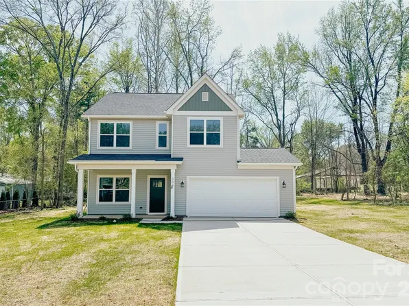 304 Woodside Dr, Harrisburg, NC 28075