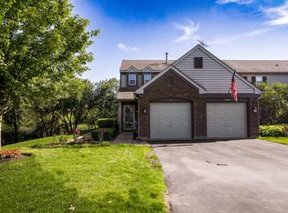 1994 Gary Ct Unit B, Schaumburg, IL 60193