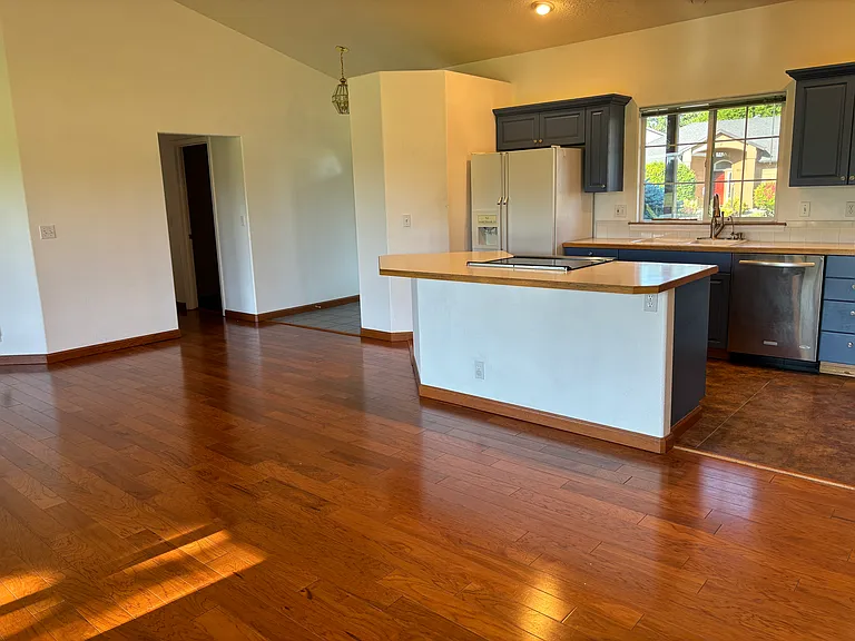2566 N Sea Cove Way — Photo 9