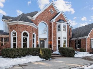 1127 S Mason Rd, Saint Louis, MO