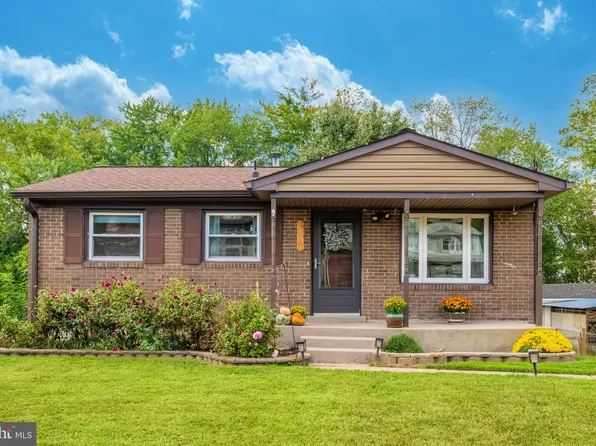12910 Kidwell Dr, Woodbridge, VA 22193