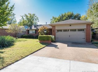 1516 E 60th Pl, Tulsa, OK 74105