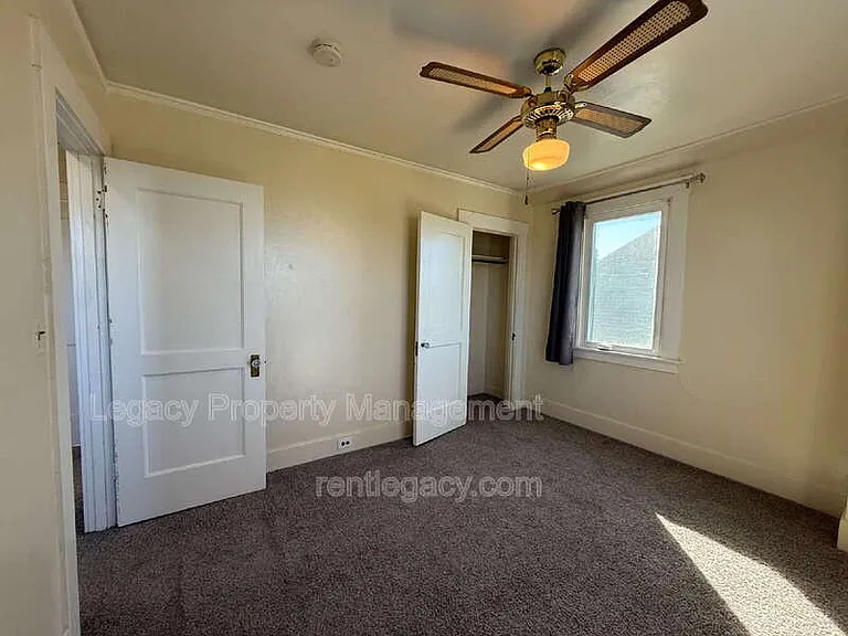 69 B St — Photo 12