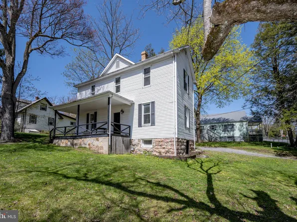 620 E Green St, Oakland, MD 21550