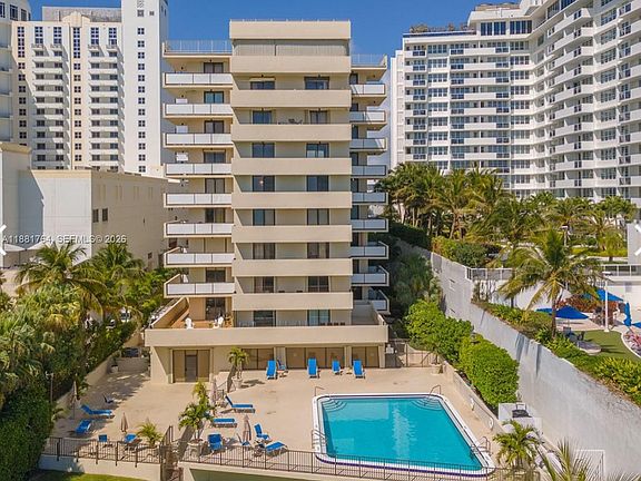 2nd image of 1621 Collins Ave APT 701