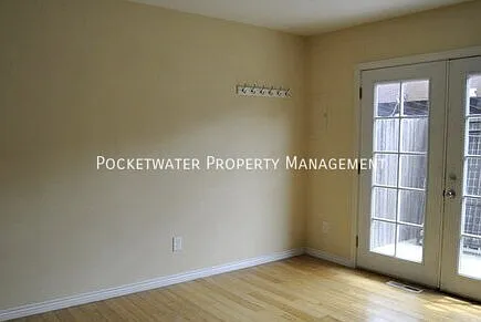 1827 Quail St #5 — Photo 4