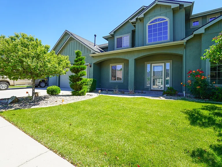 2511 W Teano Dr — Photo 1