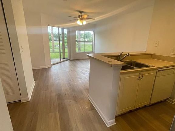 2nd image of 4751 Via Palm Lakes #405