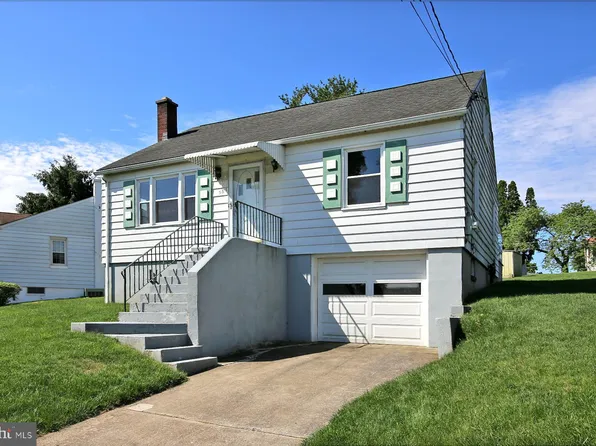 581 S 82nd St, Harrisburg, PA 17111