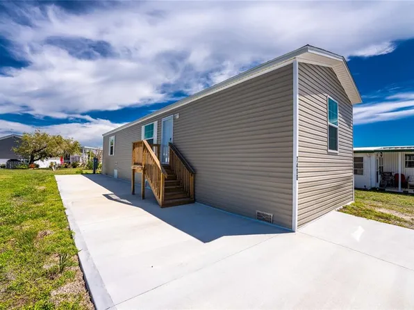 7400 BECKLEY STREET, PORT CHARLOTTE, FL 33981