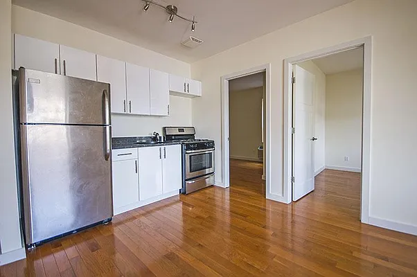 Rented by Level Group | media 12