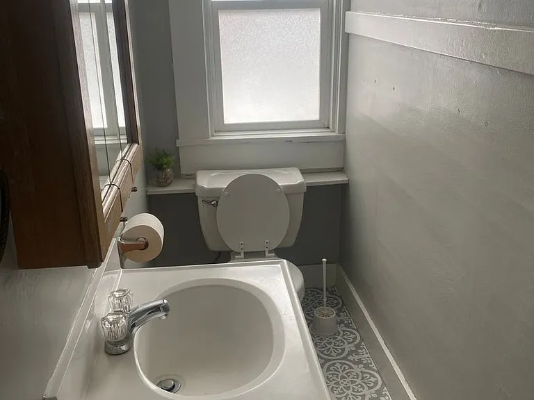 1842 Esplanade Ave — Photo 6