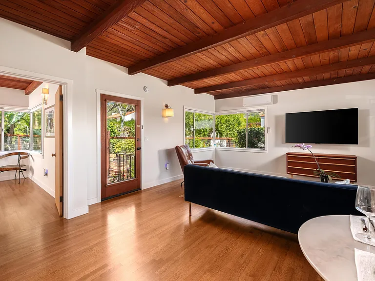 1103 N Nopal St — Photo 9